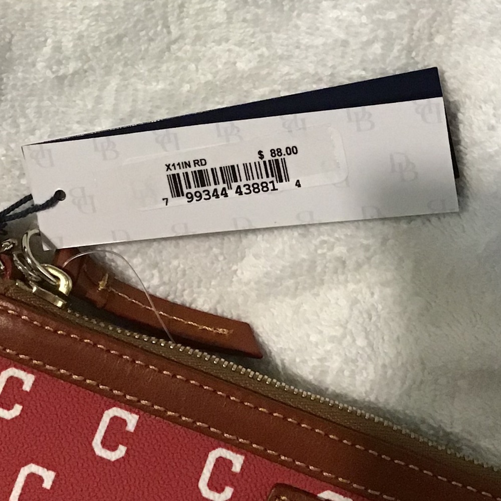 Dooney & Bourke Wristlet Cleveland Indians